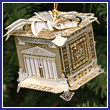 Click Here to find out more information on purchasing a 2008 Supreme Court Gift Box Ornament.