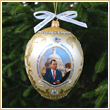 Click Here to find out more information on purchasing a 2009 Barack Obama Administration Ornament.